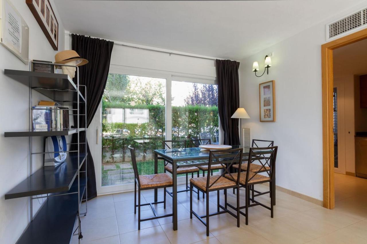 Ground Floor With Private Garden Bellresguard Apartment Port de Pollenca Bagian luar foto