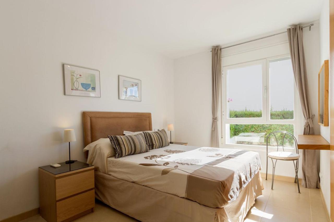 Ground Floor With Private Garden Bellresguard Apartment Port de Pollenca Bagian luar foto